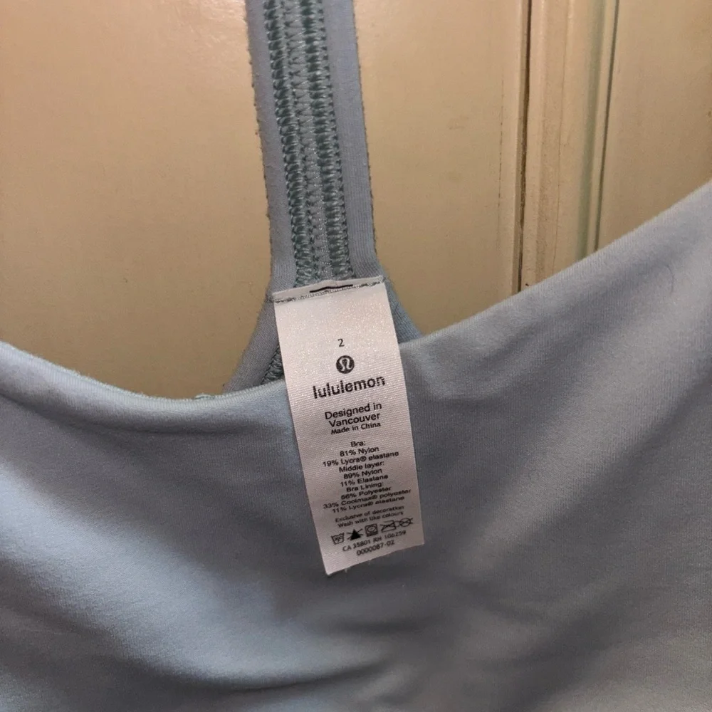 LuluLemon Flow Y Sports Bra Teal Blue size 2 - Picture 3 of 3